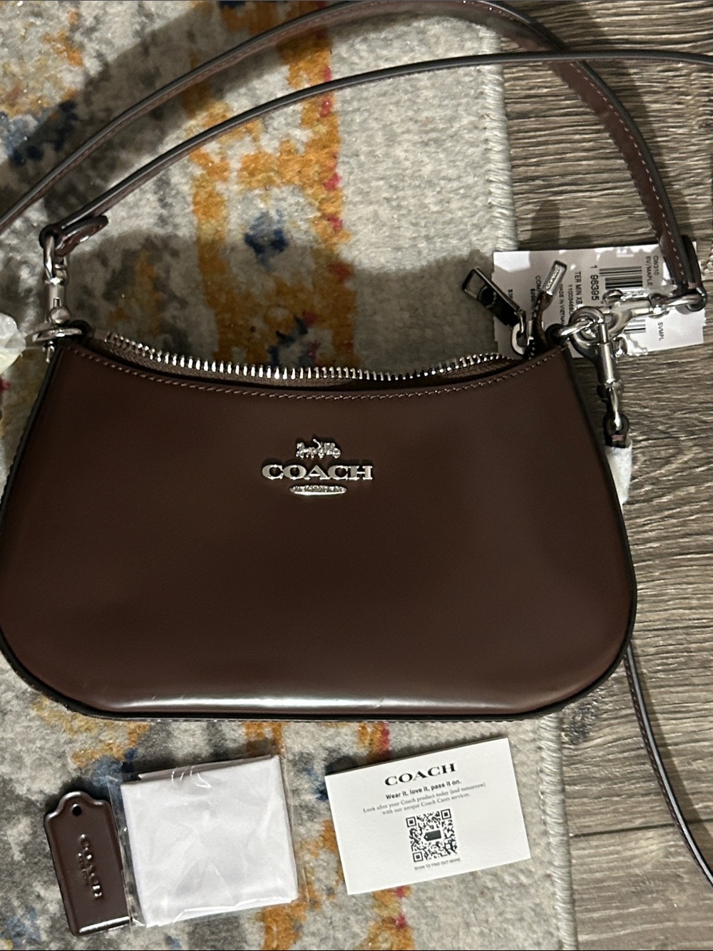 NWT Coach Brown Patent Leather Shoulder Bag with Silver Hardware - Picture 11 of 16